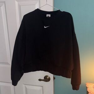 Nike Black Crewneck Sweatshirt